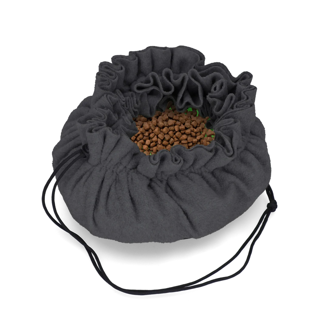 Snuffelmat met Trekkoord Ø 50 cm – Eat Slow Live Longer Snuffle Mat - Afbeelding 3
