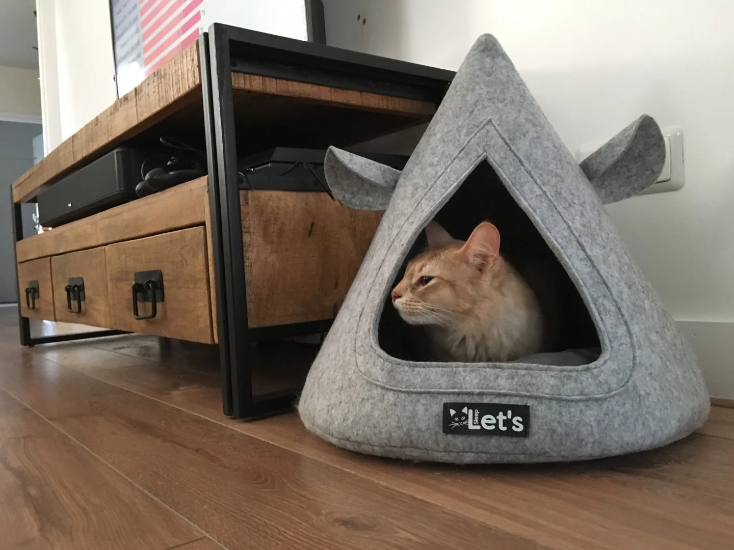 Kattentipi van Vilt met Kussen, 50 x 45 cm, Grijs – Let's Sleep Pet Cave TeePee - Afbeelding 3